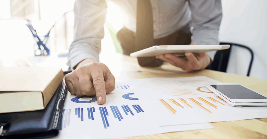 Student Housing vs Traditional Rentals: ROI Comparison 2025
